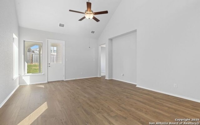 2621 White Willow, San Antonio, TX 78245, 4 Bedrooms Bedrooms, ,3 BathroomsBathrooms,Residential,For Sale,2621 White Willow,1830013