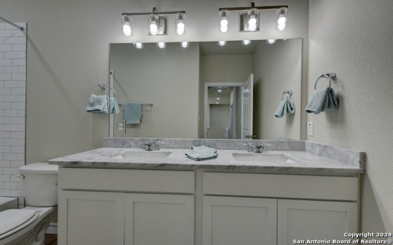 320 Connor Creek, San Antonio, TX 78253, 3 Bedrooms Bedrooms, ,2 BathroomsBathrooms,Residential,For Sale,320 Connor Creek,1830240