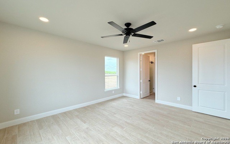 137 Camino Verde Ct, La Vernia, TX 78121, 3 Habitaciones Habitaciones , ,2 BañosBaños,Residential,En Venta,137 Camino Verde Ct,1830606