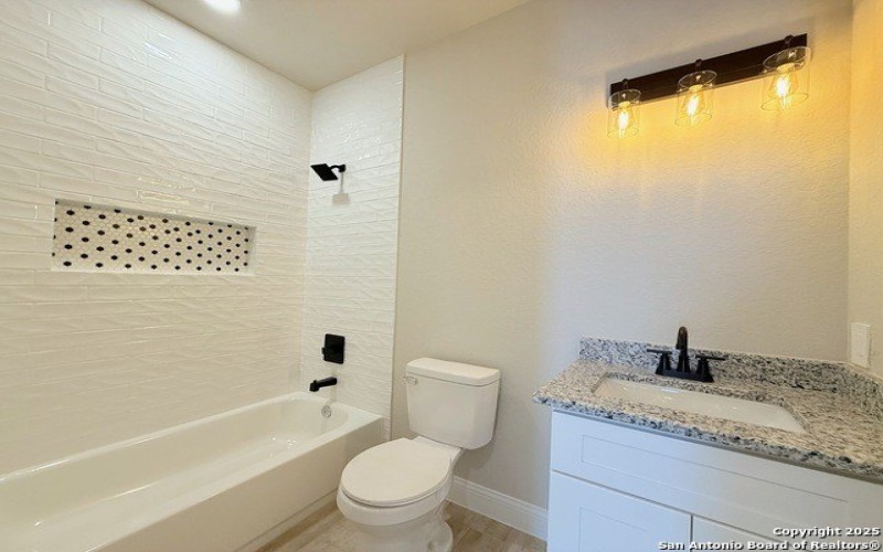 137 Camino Verde Ct, La Vernia, TX 78121, 3 Habitaciones Habitaciones , ,2 BañosBaños,Residential,En Venta,137 Camino Verde Ct,1830606
