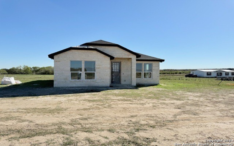 137 Camino Verde Ct, La Vernia, TX 78121, 3 Habitaciones Habitaciones , ,2 BañosBaños,Residential,En Venta,137 Camino Verde Ct,1830606