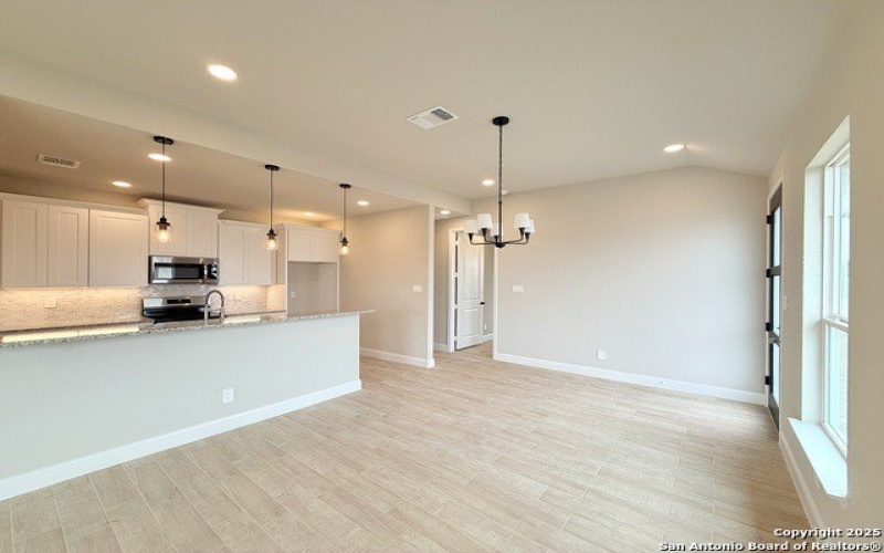 137 Camino Verde Ct, La Vernia, TX 78121, 3 Habitaciones Habitaciones , ,2 BañosBaños,Residential,En Venta,137 Camino Verde Ct,1830606