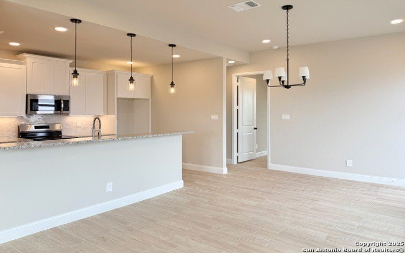 137 Camino Verde Ct, La Vernia, TX 78121, 3 Habitaciones Habitaciones , ,2 BañosBaños,Residential,En Venta,137 Camino Verde Ct,1830606