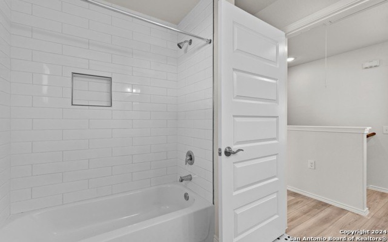 631 E Carolina St #3, San Antonio, TX 78210-1814, 2 Bedrooms Bedrooms, ,1 BathroomBathrooms,Residential,For Sale,631 E Carolina St,1830705