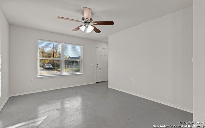 631 E Carolina St #3, San Antonio, TX 78210-1814, 2 Bedrooms Bedrooms, ,1 BathroomBathrooms,Residential,For Sale,631 E Carolina St,1830705