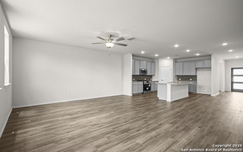 3421 Meteor Night, Converse, TX 78109, 3 Habitaciones Habitaciones , ,2 BañosBaños,Residential,En Venta,3421 Meteor Night,1830745