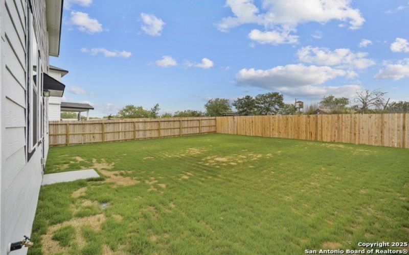 3421 Meteor Night, Converse, TX 78109, 3 Habitaciones Habitaciones , ,2 BañosBaños,Residential,En Venta,3421 Meteor Night,1830745