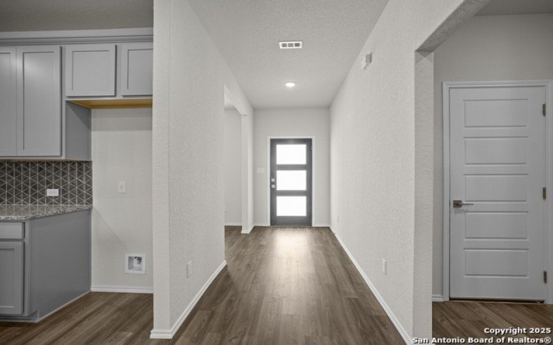 3421 Meteor Night, Converse, TX 78109, 3 Habitaciones Habitaciones , ,2 BañosBaños,Residential,En Venta,3421 Meteor Night,1830745