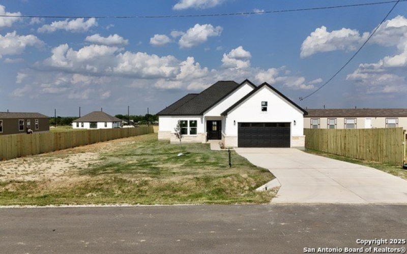 17114 laguna seca, Atascosa, TX 78002, 3 Habitaciones Habitaciones , ,2 BañosBaños,Residential,En Venta,17114 laguna seca,0,1832072