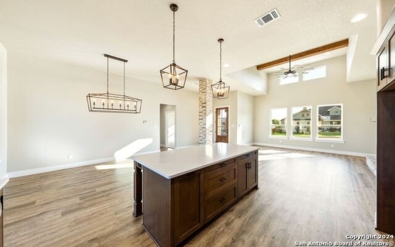 124 E Magnolia Cir, La Vernia, TX 78121, 4 Habitaciones Habitaciones , ,2 BañosBaños,Residential,En Venta,124 E Magnolia Cir,1832220