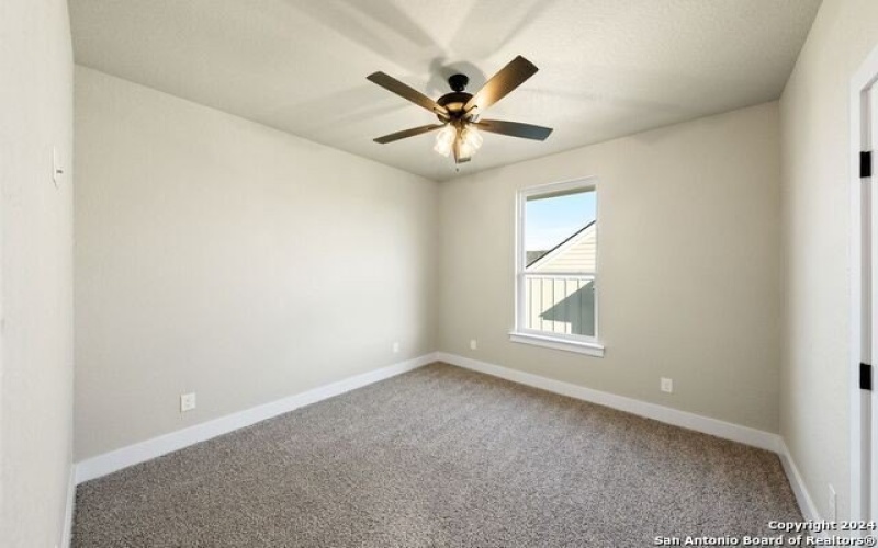 124 E Magnolia Cir, La Vernia, TX 78121, 4 Habitaciones Habitaciones , ,2 BañosBaños,Residential,En Venta,124 E Magnolia Cir,1832220