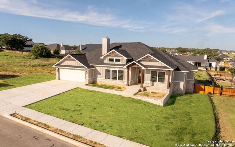 124 E Magnolia Cir, La Vernia, TX 78121, 4 Habitaciones Habitaciones , ,2 BañosBaños,Residential,En Venta,124 E Magnolia Cir,1832220