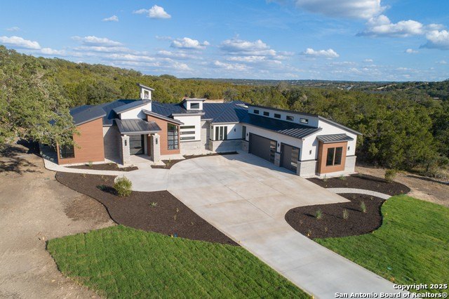 1758 PARADISE PKWY, Canyon Lake, TX 78133, 4 Habitaciones Habitaciones , ,3 BañosBaños,Residential,En Venta,1758 PARADISE PKWY,1832305