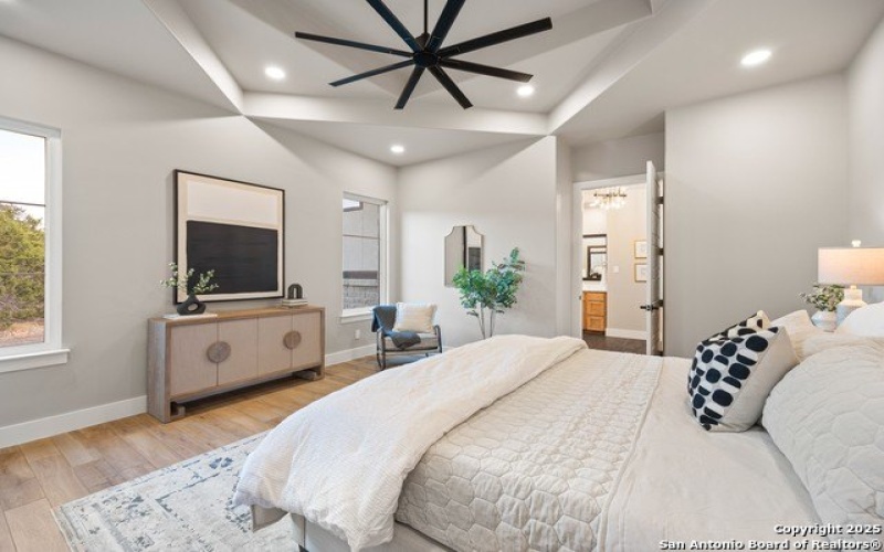 1758 PARADISE PKWY, Canyon Lake, TX 78133, 4 Habitaciones Habitaciones , ,3 BañosBaños,Residential,En Venta,1758 PARADISE PKWY,1832305