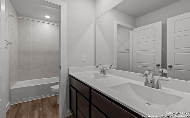 12542 Spike Heights, San Antonio, TX 78245, 4 Habitaciones Habitaciones , ,3 BañosBaños,Residential,En Venta,12542 Spike Heights,1816337