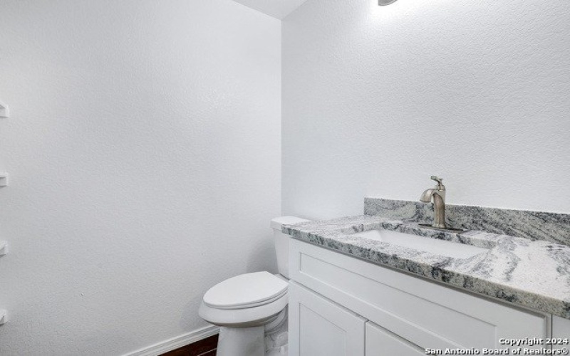 1210 S New Braunfels Ave, San Antonio, TX 78210, ,5 BathroomsBathrooms,Residential Multi Family,For Sale,1210 S New Braunfels Ave,1816740
