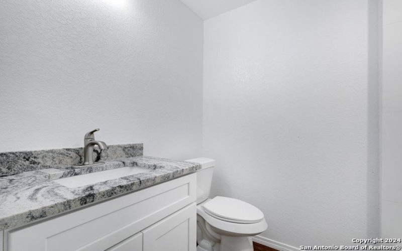 1210 S New Braunfels Ave, San Antonio, TX 78210, ,5 BathroomsBathrooms,Residential Multi Family,For Sale,1210 S New Braunfels Ave,1816740