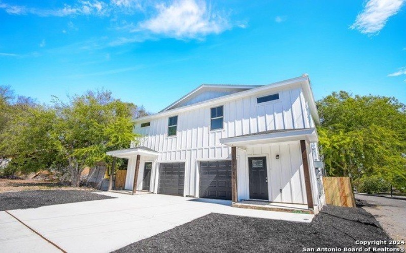 1210 S New Braunfels Ave, San Antonio, TX 78210, ,5 BathroomsBathrooms,Residential Multi Family,For Sale,1210 S New Braunfels Ave,1816740