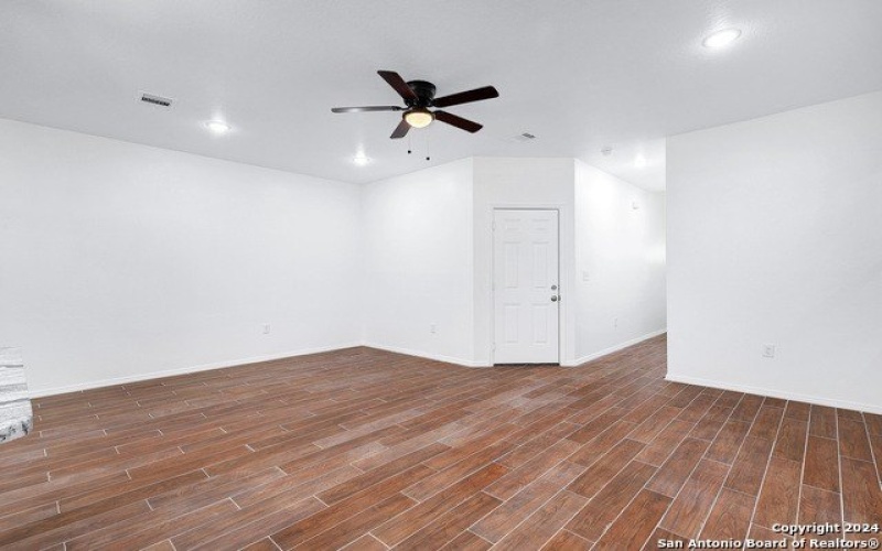 1210 S New Braunfels Ave, San Antonio, TX 78210, ,5 BathroomsBathrooms,Residential Multi Family,For Sale,1210 S New Braunfels Ave,1816740