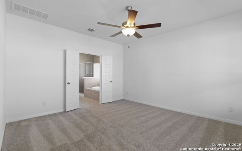 128 Heidi Hill, Castroville, TX 78009, 4 Bedrooms Bedrooms, ,3 BathroomsBathrooms,Residential,For Sale,128 Heidi Hill,1832696