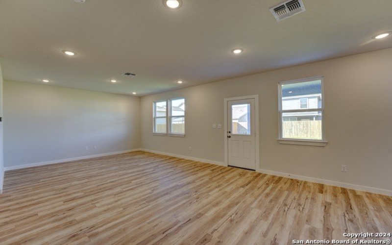 2524 Solon Lane, Seguin, TX 78155, 3 Bedrooms Bedrooms, ,2 BathroomsBathrooms,Residential,For Sale,2524 Solon Lane,1816964