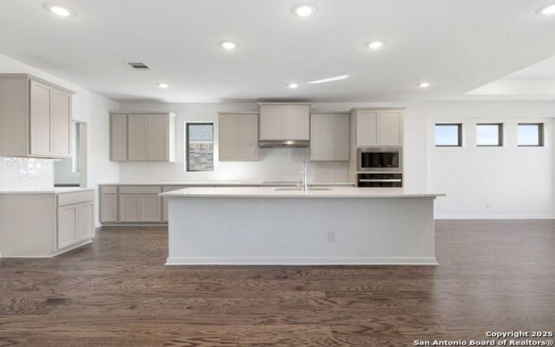 151 Katie Court, Castroville, TX 78009, 4 Habitaciones Habitaciones , ,3 BañosBaños,Residential,En Venta,151 Katie Court,1817376