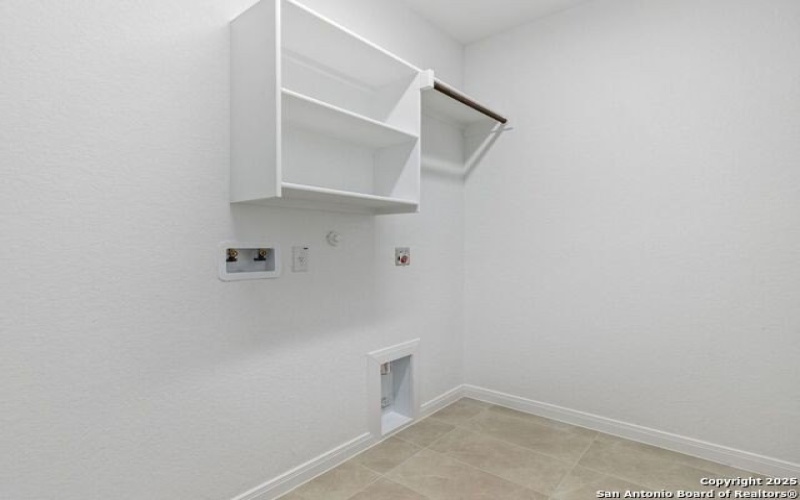 151 Katie Court, Castroville, TX 78009, 4 Habitaciones Habitaciones , ,3 BañosBaños,Residential,En Venta,151 Katie Court,1817376