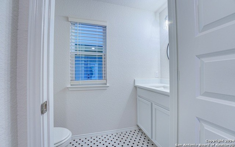631 E Carolina St #2, San Antonio, TX 78210-1814, 2 Bedrooms Bedrooms, ,1 BathroomBathrooms,Residential,For Sale,631 E Carolina St,1817708