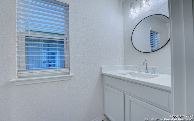 631 E Carolina St #2, San Antonio, TX 78210-1814, 2 Bedrooms Bedrooms, ,1 BathroomBathrooms,Residential,For Sale,631 E Carolina St,1817708