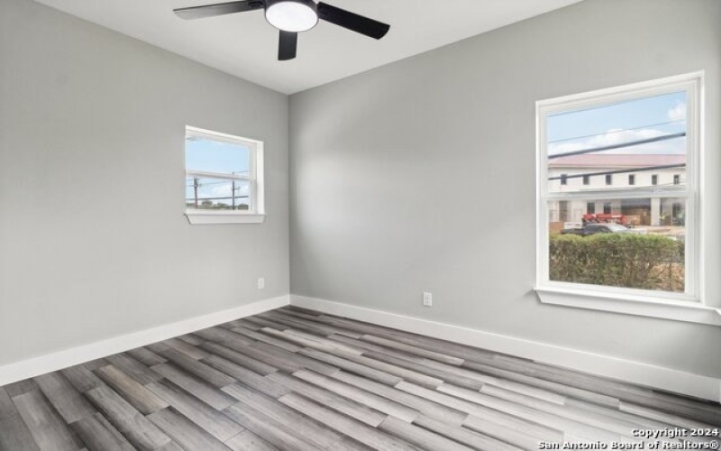 159 E DAVIS CT #102, San Antonio, TX 78209-6342, 3 Habitaciones Habitaciones , ,3 BañosBaños,Residential,En Venta,159 E DAVIS CT,0,1818180