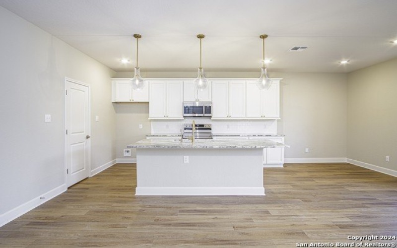 9007 SUMMERWOOD BEND, San Antonio, TX 78254, 3 Bedrooms Bedrooms, ,2 BathroomsBathrooms,Residential,For Sale,9007 SUMMERWOOD BEND,1818446