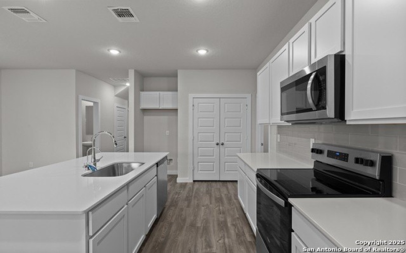 14706 Emerio Drive, San Antonio, TX 78253, 4 Bedrooms Bedrooms, ,2 BathroomsBathrooms,Residential,For Sale,14706 Emerio Drive,1819064