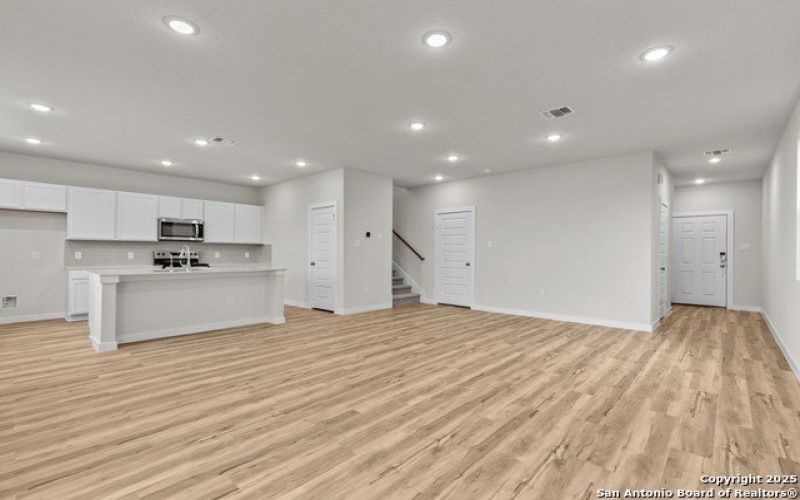 2559 RAMBO DRIVE, San Antonio, TX 78224, 3 Bedrooms Bedrooms, ,2 BathroomsBathrooms,Residential,For Sale,2559 RAMBO DRIVE,1819085