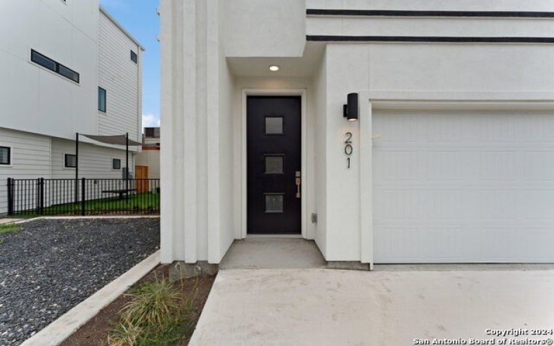 1735 W GRAMERCY PL #201, San Antonio, TX 78201-5099, 2 Habitaciones Habitaciones , ,2 BañosBaños,Residential,En Venta,1735 W GRAMERCY PL #201,0,1821272