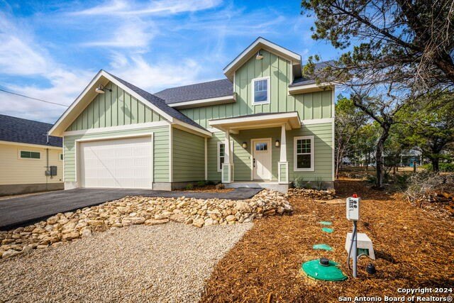 1672 Hillcrest Forest, Canyon Lake, TX 78133, 3 Habitaciones Habitaciones , ,2 BañosBaños,Residential,En Venta,1672 Hillcrest Forest,1821846