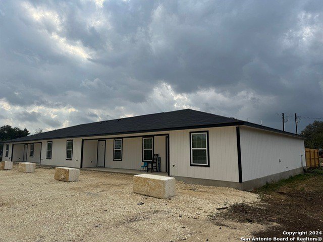 1006 County Road 4516, San Antonio, TX 78009, ,8 BathroomsBathrooms,Residential Multi Family,For Sale,1006 County Road 4516,1822156