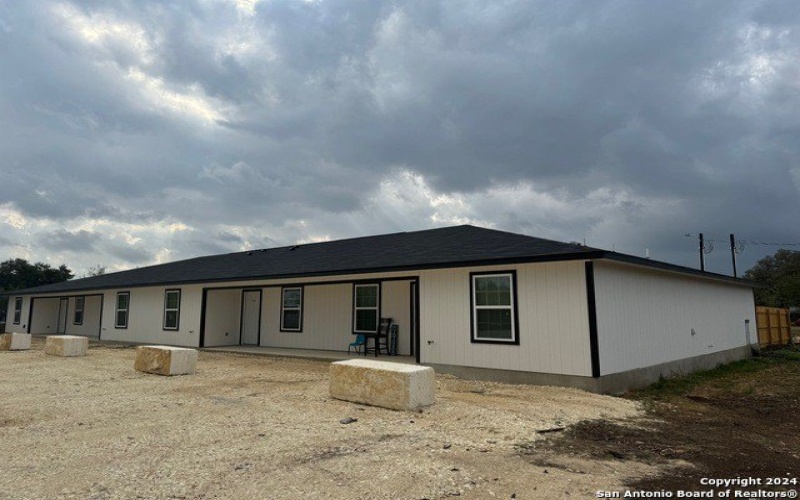 1006 County Road 4516, San Antonio, TX 78009, ,8 BathroomsBathrooms,Residential Multi Family,For Sale,1006 County Road 4516,1822156
