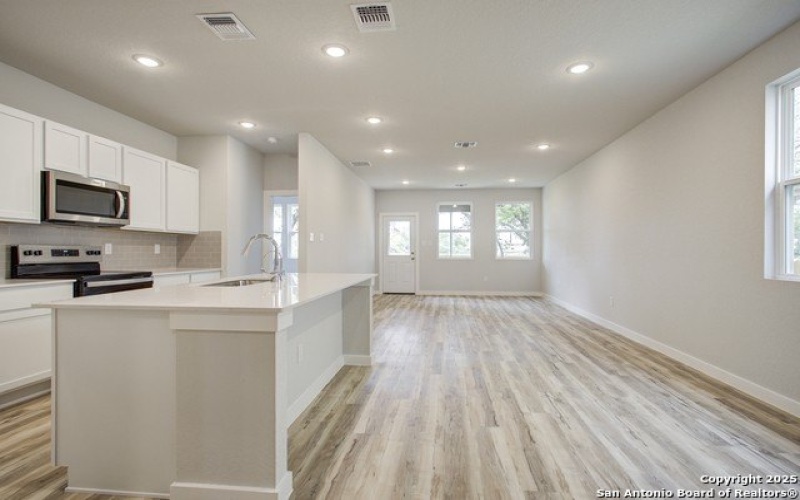 14714 Emerio Drive, San Antonio, TX 78253, 4 Bedrooms Bedrooms, ,2 BathroomsBathrooms,Residential,For Sale,14714 Emerio Drive,1822568