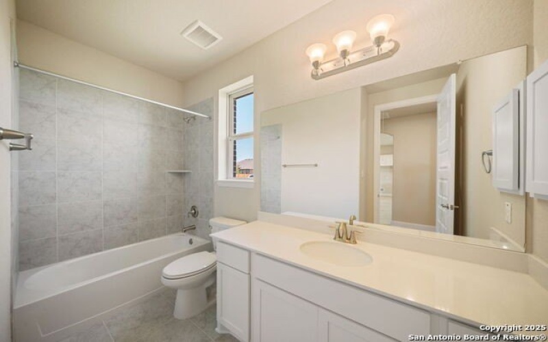 9306 Chilmark Path, San Antonio, TX 78263, 5 Habitaciones Habitaciones , ,3 BañosBaños,Residential,En Venta,9306 Chilmark Path,0,1822744