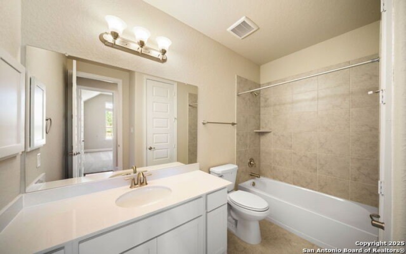 9306 Chilmark Path, San Antonio, TX 78263, 5 Habitaciones Habitaciones , ,3 BañosBaños,Residential,En Venta,9306 Chilmark Path,0,1822744
