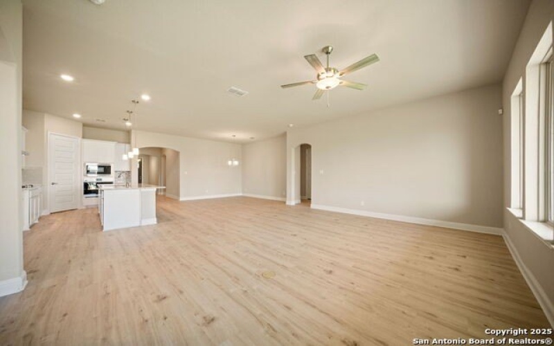 9306 Chilmark Path, San Antonio, TX 78263, 5 Habitaciones Habitaciones , ,3 BañosBaños,Residential,En Venta,9306 Chilmark Path,0,1822744