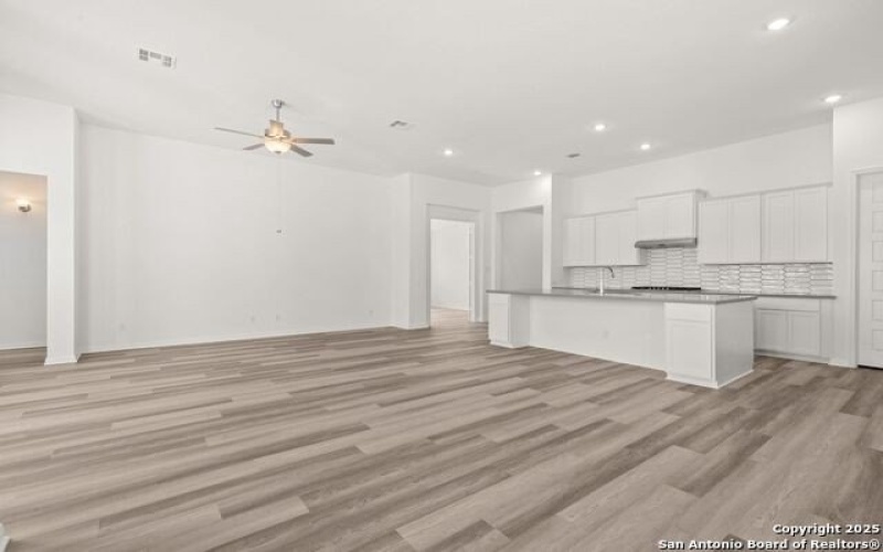 2612 Sueno Point, San Antonio, TX 78245, 3 Bedrooms Bedrooms, ,2 BathroomsBathrooms,Residential,For Sale,2612 Sueno Point,1823910