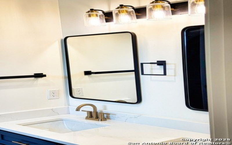 10899 S Hausman Rd #208, San Antonio, TX 78249, 2 Bedrooms Bedrooms, ,2 BathroomsBathrooms,Residential,For Sale,10899 S Hausman Rd,1825384