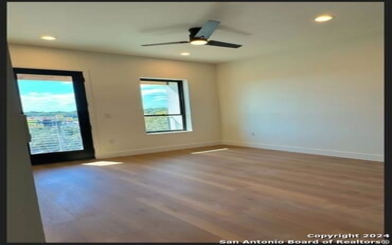10899 S Hausman Rd #203, San Antonio, TX 78249, 1 Bedroom Bedrooms, ,1 BathroomBathrooms,Residential,For Sale,10899 S Hausman Rd,1825386