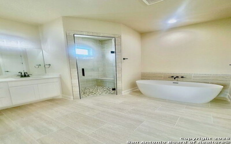 173 Pine Valley Dr, La Vernia, TX 78121, 4 Habitaciones Habitaciones , ,2 BañosBaños,Residential,En Venta,173 Pine Valley Dr,1825711