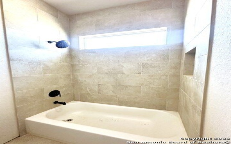 177 Pine Valley Dr, La Vernia, TX 78121, 4 Habitaciones Habitaciones , ,2 BañosBaños,Residential,En Venta,177 Pine Valley Dr,1825716