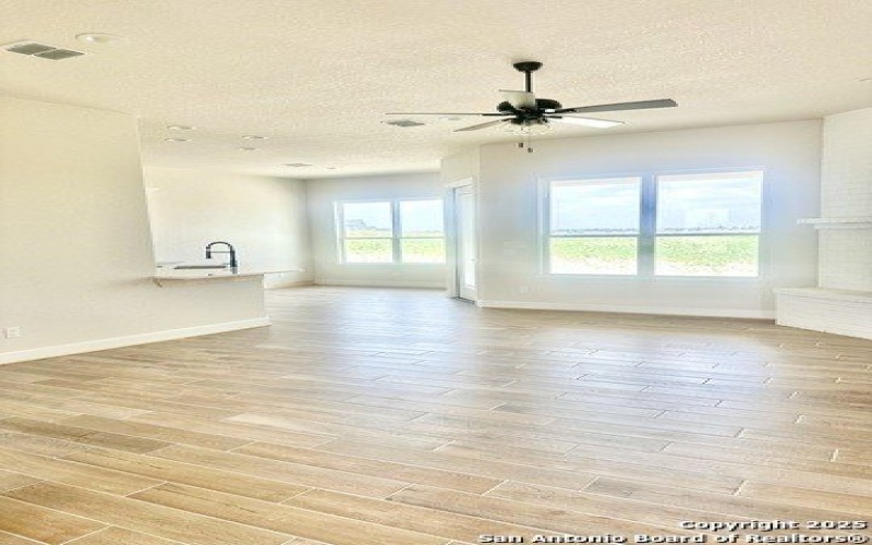181 Pine Valley Dr, La Vernia, TX 78121, 3 Habitaciones Habitaciones , ,2 BañosBaños,Residential,En Venta,181 Pine Valley Dr,1825717