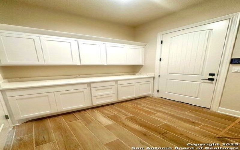181 Pine Valley Dr, La Vernia, TX 78121, 3 Habitaciones Habitaciones , ,2 BañosBaños,Residential,En Venta,181 Pine Valley Dr,1825717