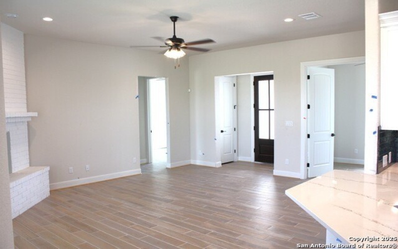 181 Pine Valley Dr, La Vernia, TX 78121, 3 Habitaciones Habitaciones , ,2 BañosBaños,Residential,En Venta,181 Pine Valley Dr,1825717