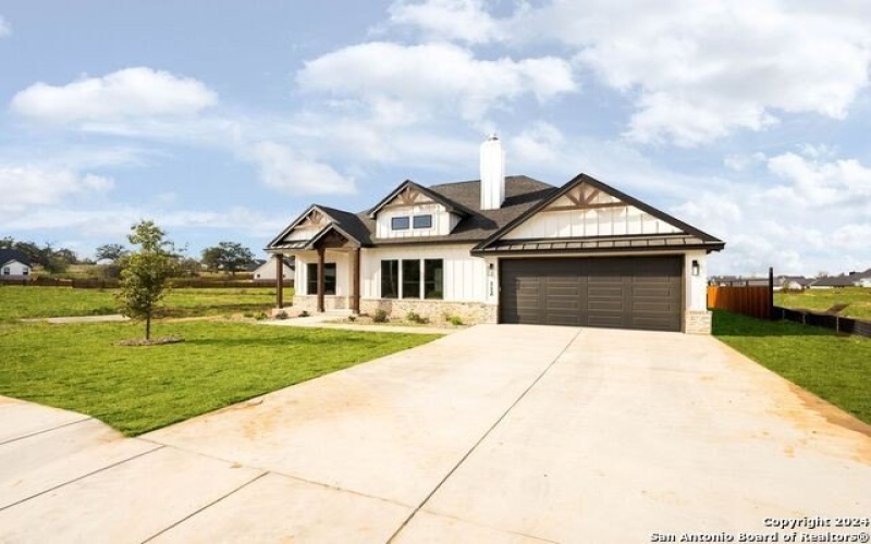 112 Bayberry Ct, La Vernia, TX 78121, 4 Bedrooms Bedrooms, ,2 BathroomsBathrooms,Residential,For Sale,112 Bayberry Ct,1826716